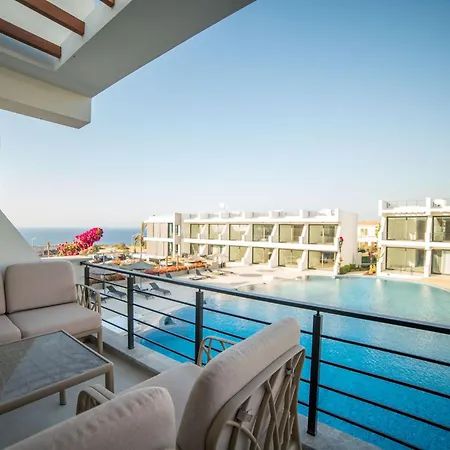 Superfresh Penthouse With Sea View Kyrenia (Northern Cyprus)