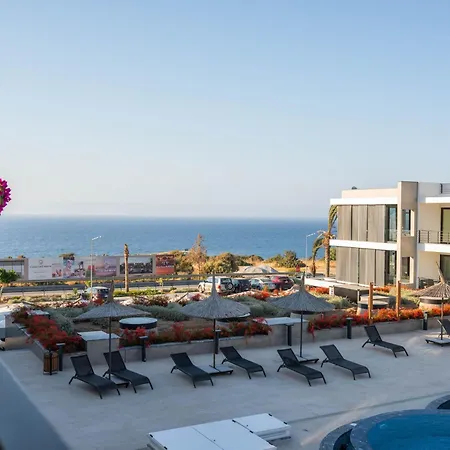 Superfresh Penthouse With Sea View Апартаменты