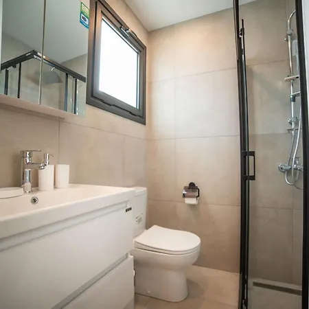 Superfresh Penthouse With Sea View * Кирения