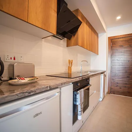 Lägenhet Superfresh Penthouse With Sea View