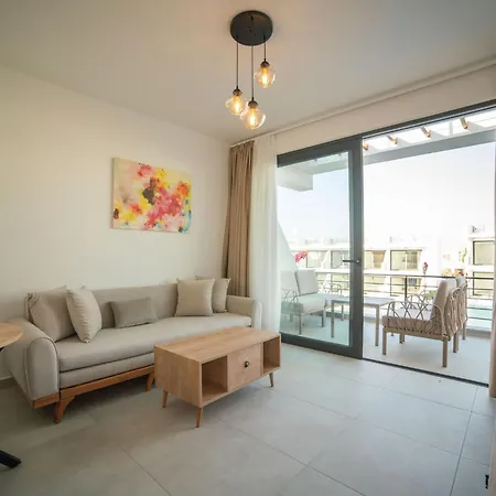 Superfresh Penthouse With Sea View Lägenhet *